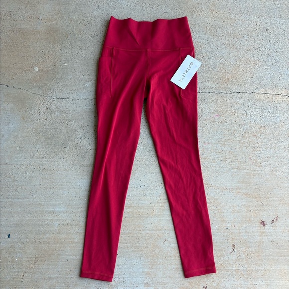 Athleta Women's Salutation Stash Tight Bold Red Leggings - Picture 3 of 3